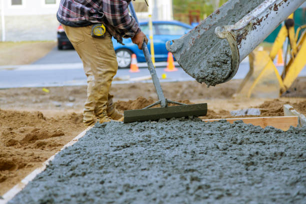 Best Concrete Sidewalk Installation in La Croft, OH